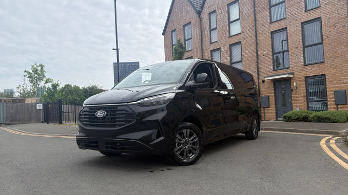 Ford Transit Custom 280 L2 Diesel Fwd 2.0 EcoBlue 136ps H1 Van Limited - Image 37